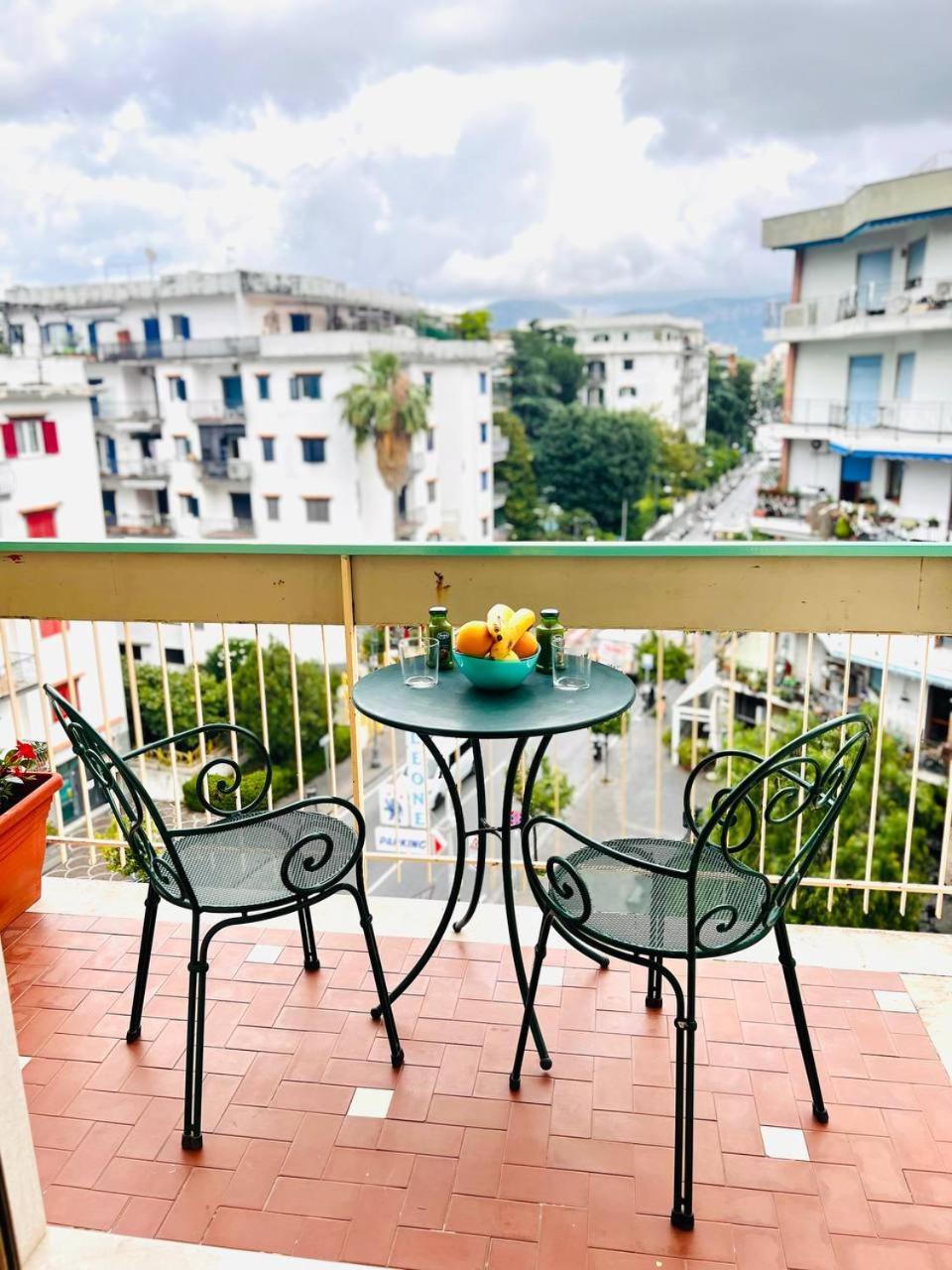 Azzurrissima Home-B&B Sorrento Centro Екстериор снимка